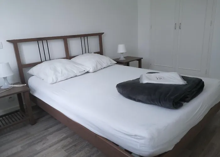 Beausoleil , Appartement Neuf, Climatise , Jardin Clos , 2 Chambres, Parking Prive, Calme, 900 M Du Centre De Nyons