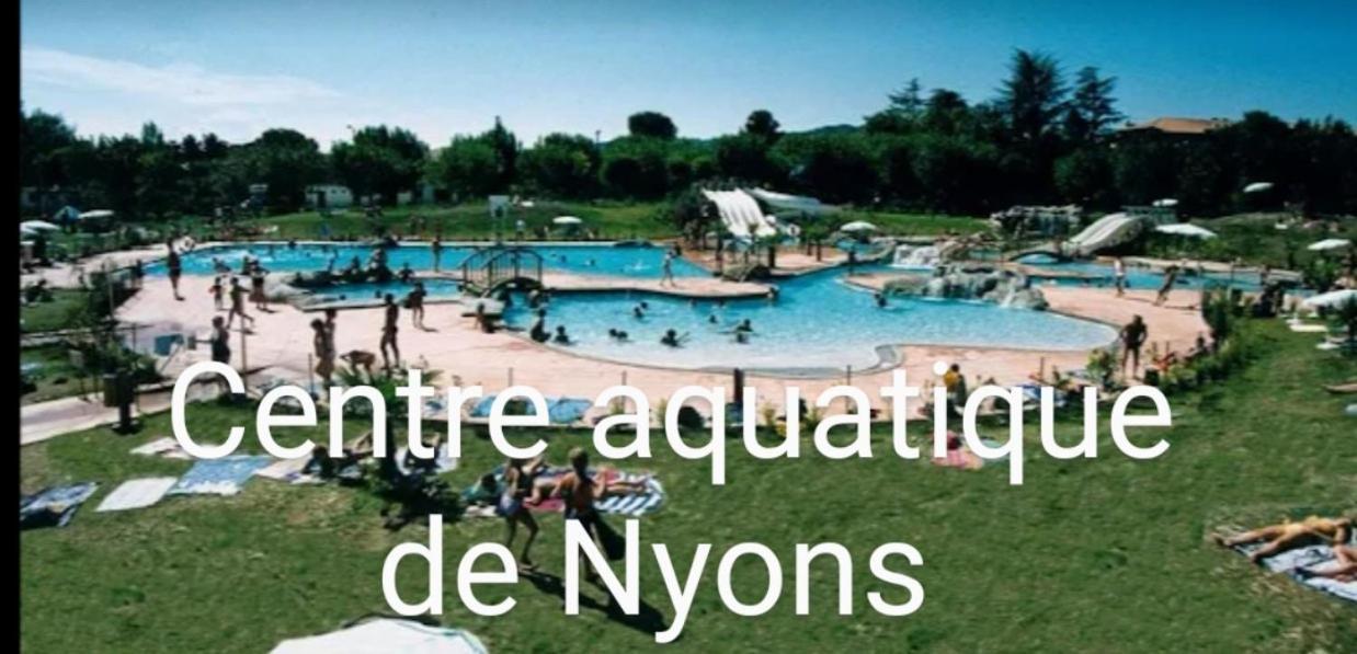 Jardin Clos: Tranquil Retreat With Private Parking Apartment Nyons